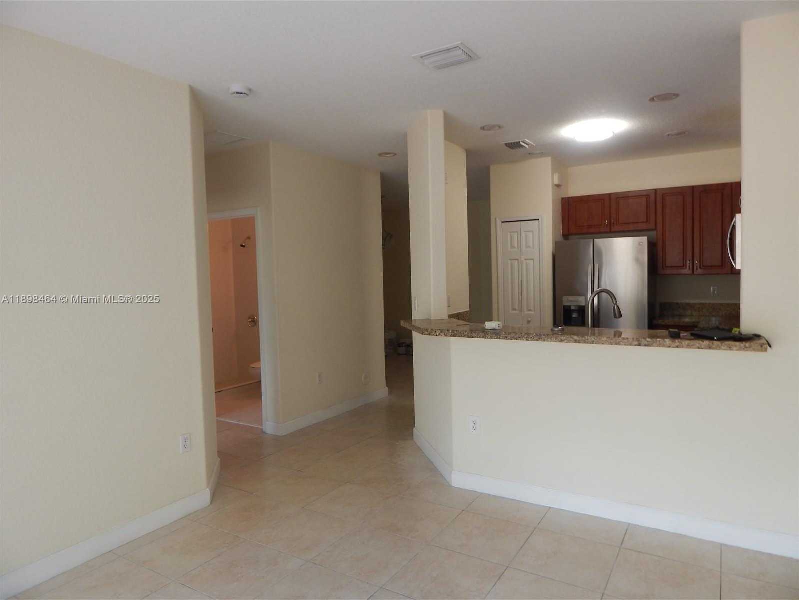 Small Image of 10205 NORTH WEST 10TH ST, Miami Number 5