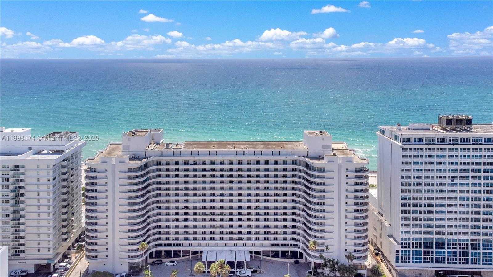 Small Image of 5555 COLLINS AVE #8P, Miami Beach Number 20