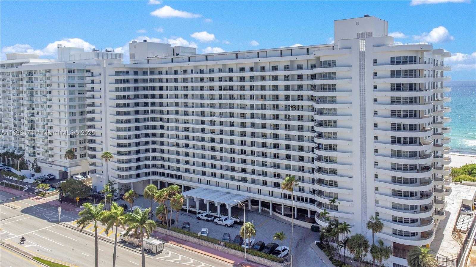 Small Image of 5555 COLLINS AVE #8P, Miami Beach Number 23