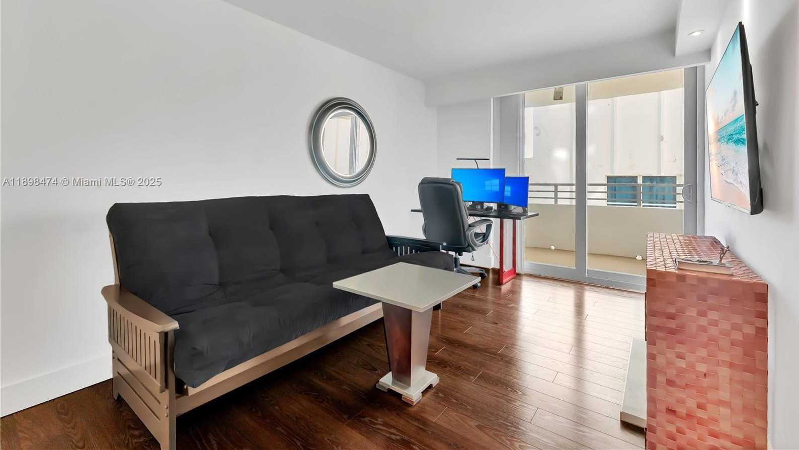Small Image of 5555 COLLINS AVE #8P, Miami Beach Number 5