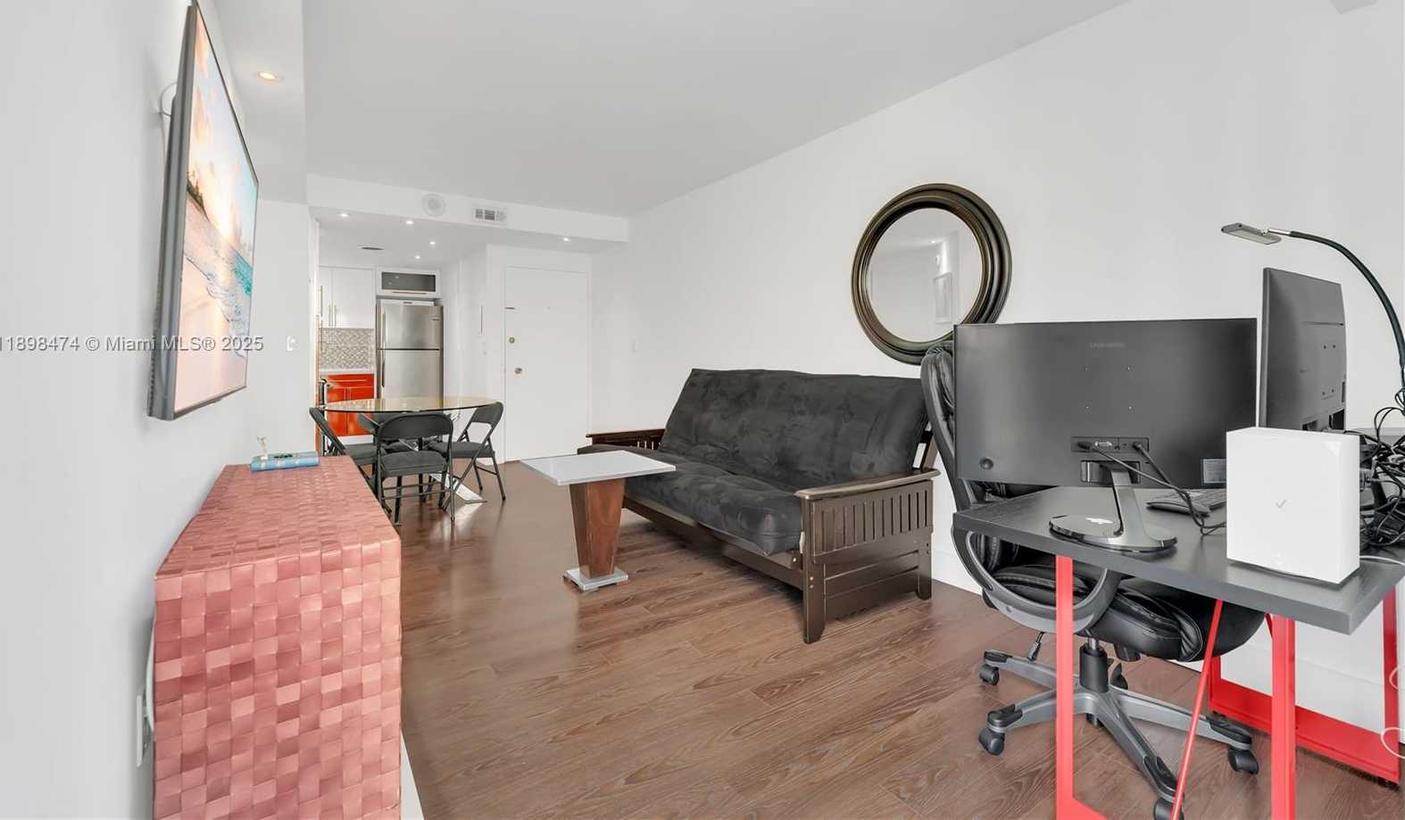 Small Image of 5555 COLLINS AVE #8P, Miami Beach Number 7