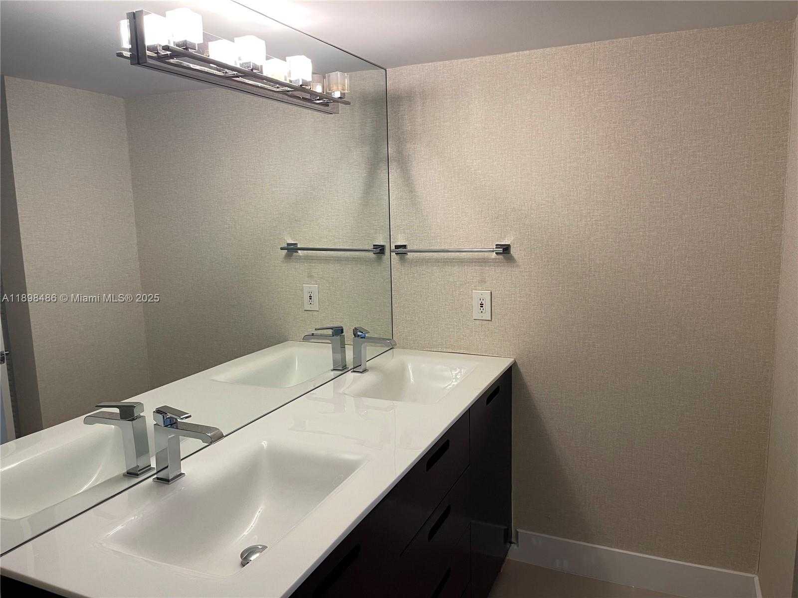 Small Image of 3300 NORTH EAST 192ND ST #205, Aventura Number 10