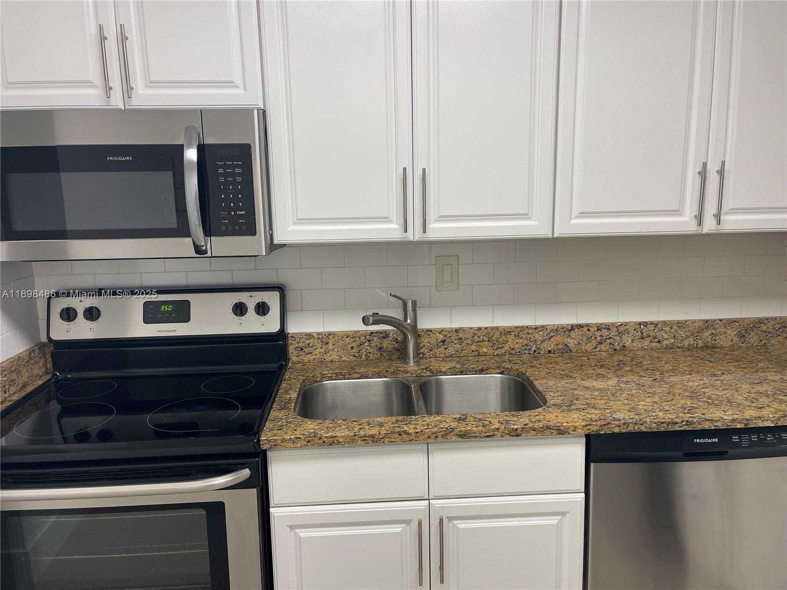 Small Image of 3300 NORTH EAST 192ND ST #205, Aventura Number 3