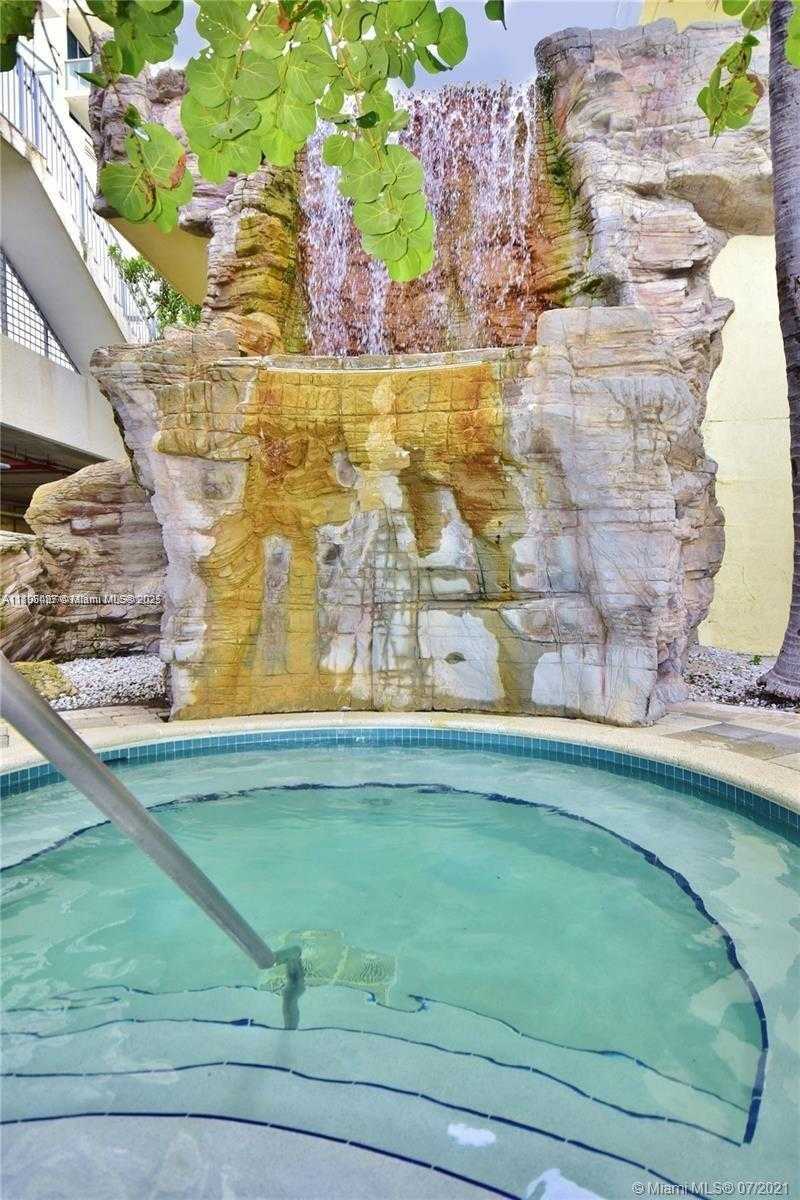 Small Image of 17375 COLLINS AVE #2002, Sunny Isles Beach Number 21