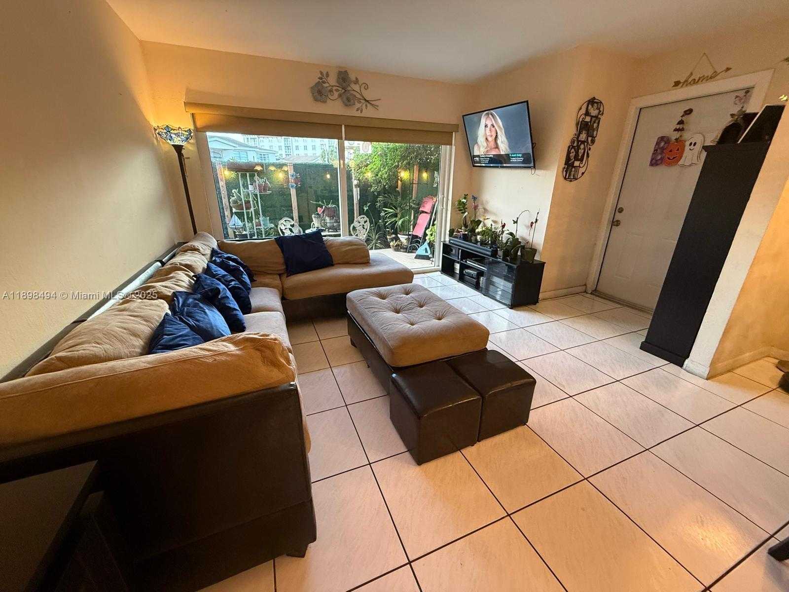 Small Image of 4210 NORTH WEST 79TH AVE #1E, Doral Number 12