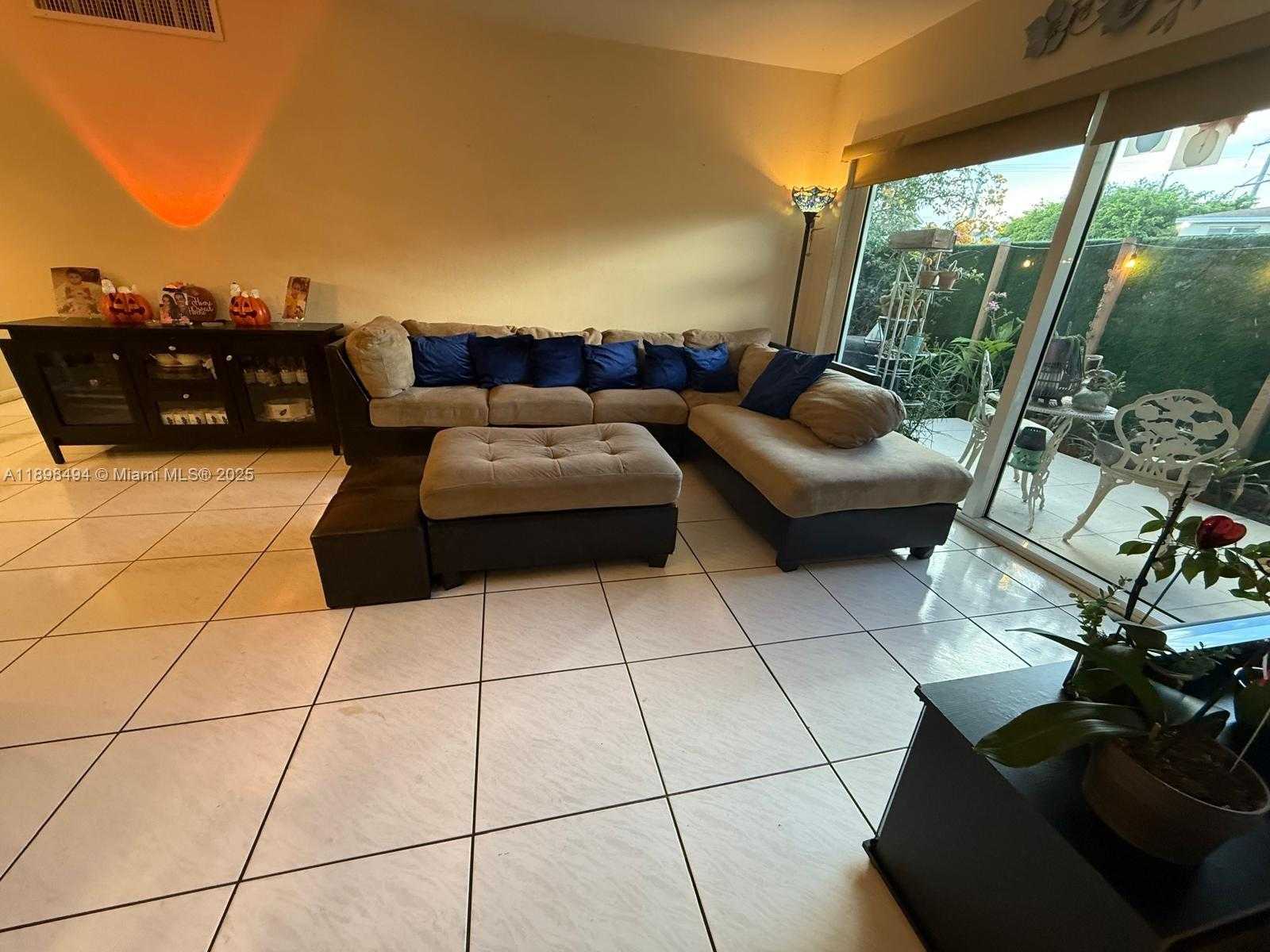 Small Image of 4210 NORTH WEST 79TH AVE #1E, Doral Number 9