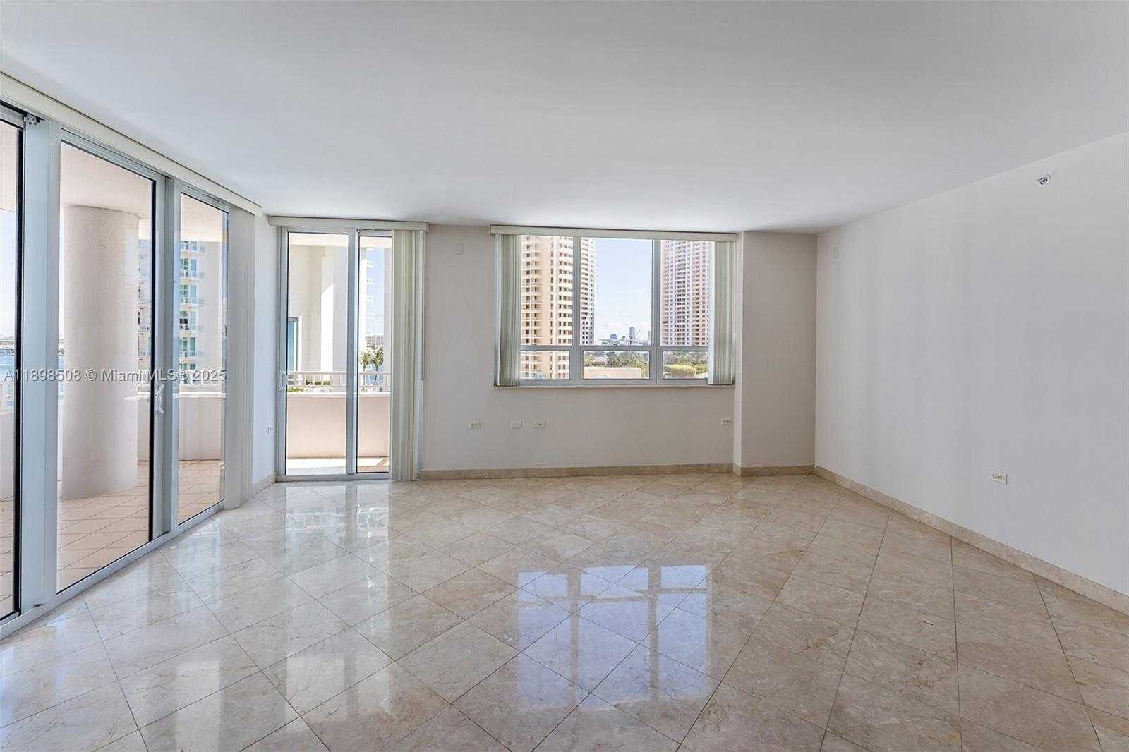 Small Image of 801 BRICKELL KEY BLVD #1012, Miami Number 11