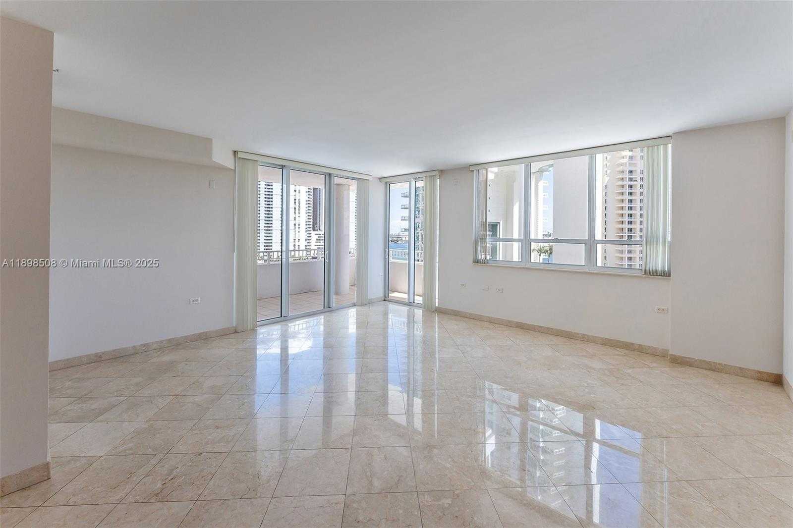 Small Image of 801 BRICKELL KEY BLVD #1012, Miami Number 12