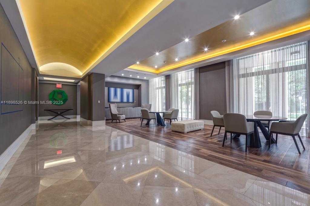 Small Image of 718 VALENCIA AVE #202, Coral Gables Number 6