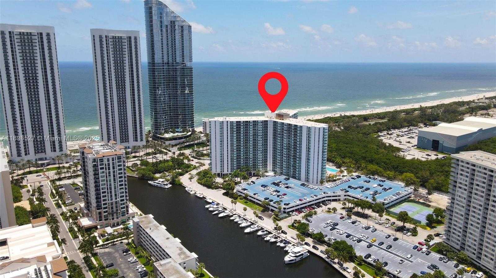 Small Image of 100 BAYVIEW DR #308, Sunny Isles Beach Number 25