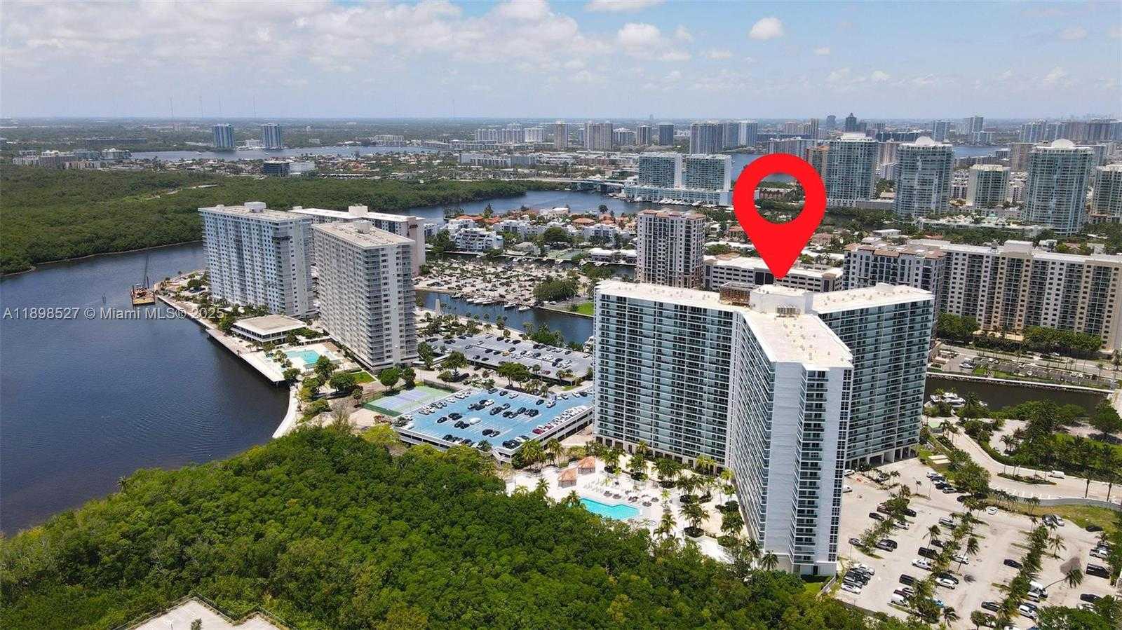 Small Image of 100 BAYVIEW DR #308, Sunny Isles Beach Number 28