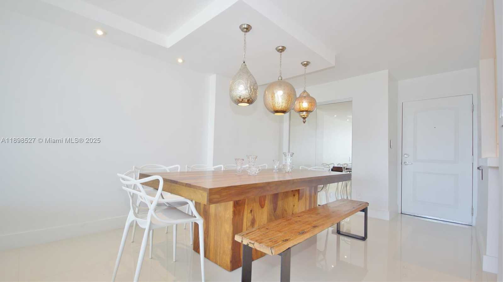 Small Image of 100 BAYVIEW DR #308, Sunny Isles Beach Number 7