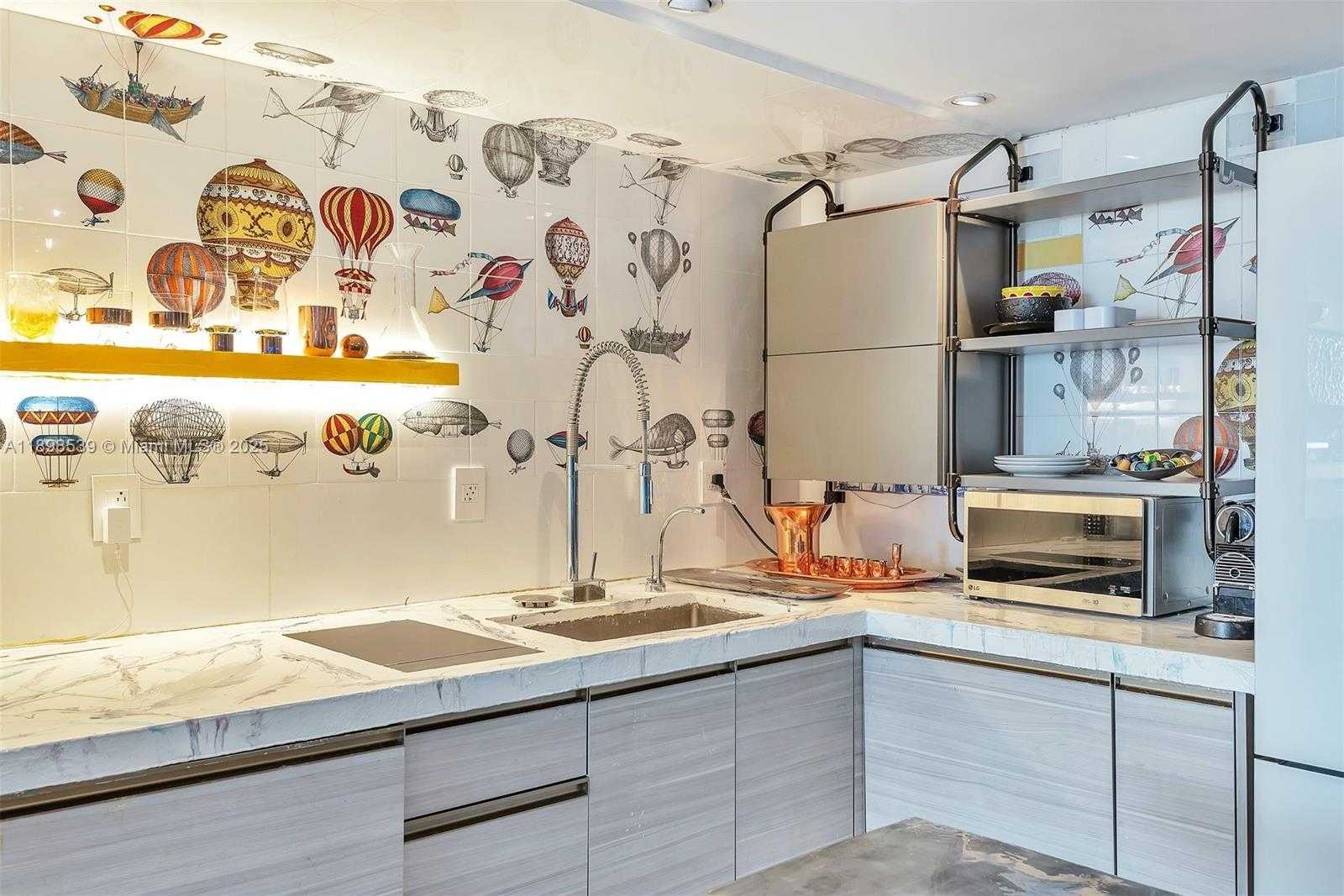 Small Image of 1100 WEST AVE #1020, Miami Beach Number 10