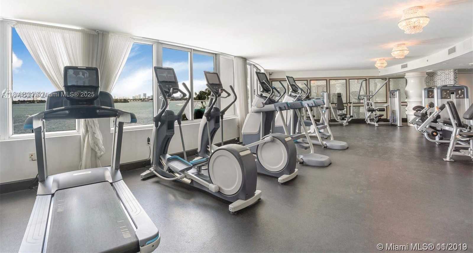 Small Image of 1100 WEST AVE #1020, Miami Beach Number 37