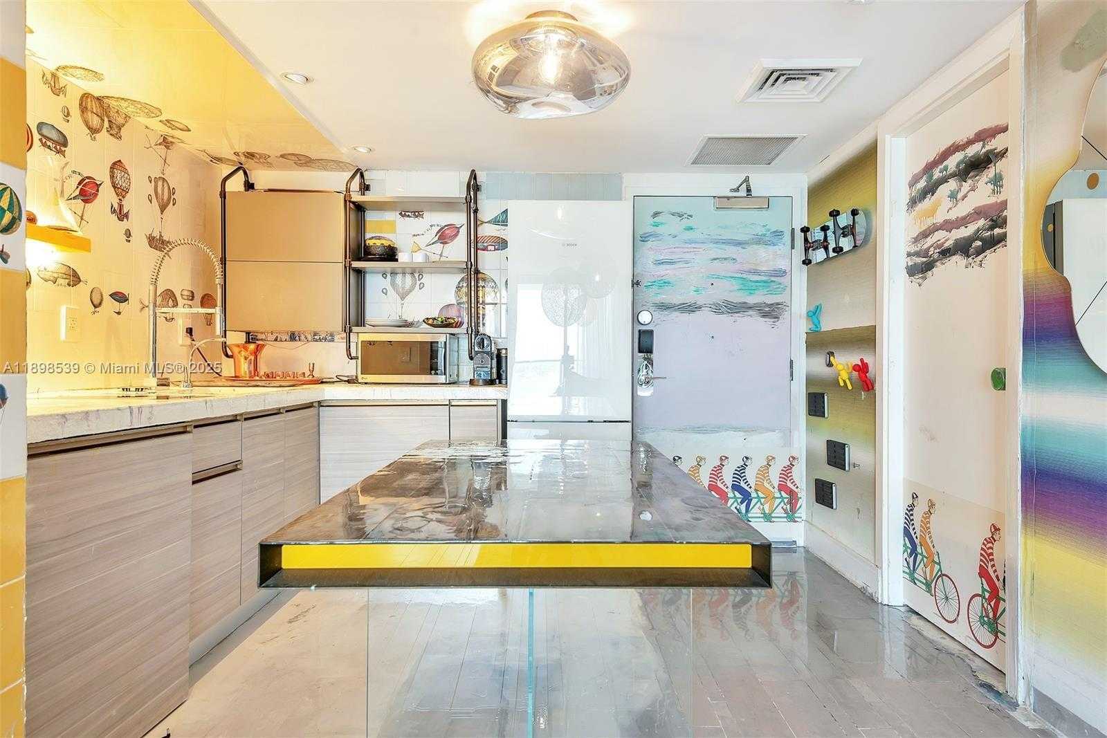 Small Image of 1100 WEST AVE #1020, Miami Beach Number 7