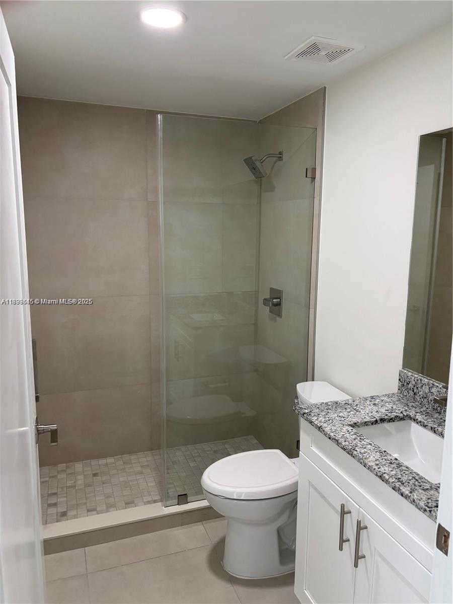 Small Image of 310 EAST 7TH ST #202-204, Hialeah Number 12