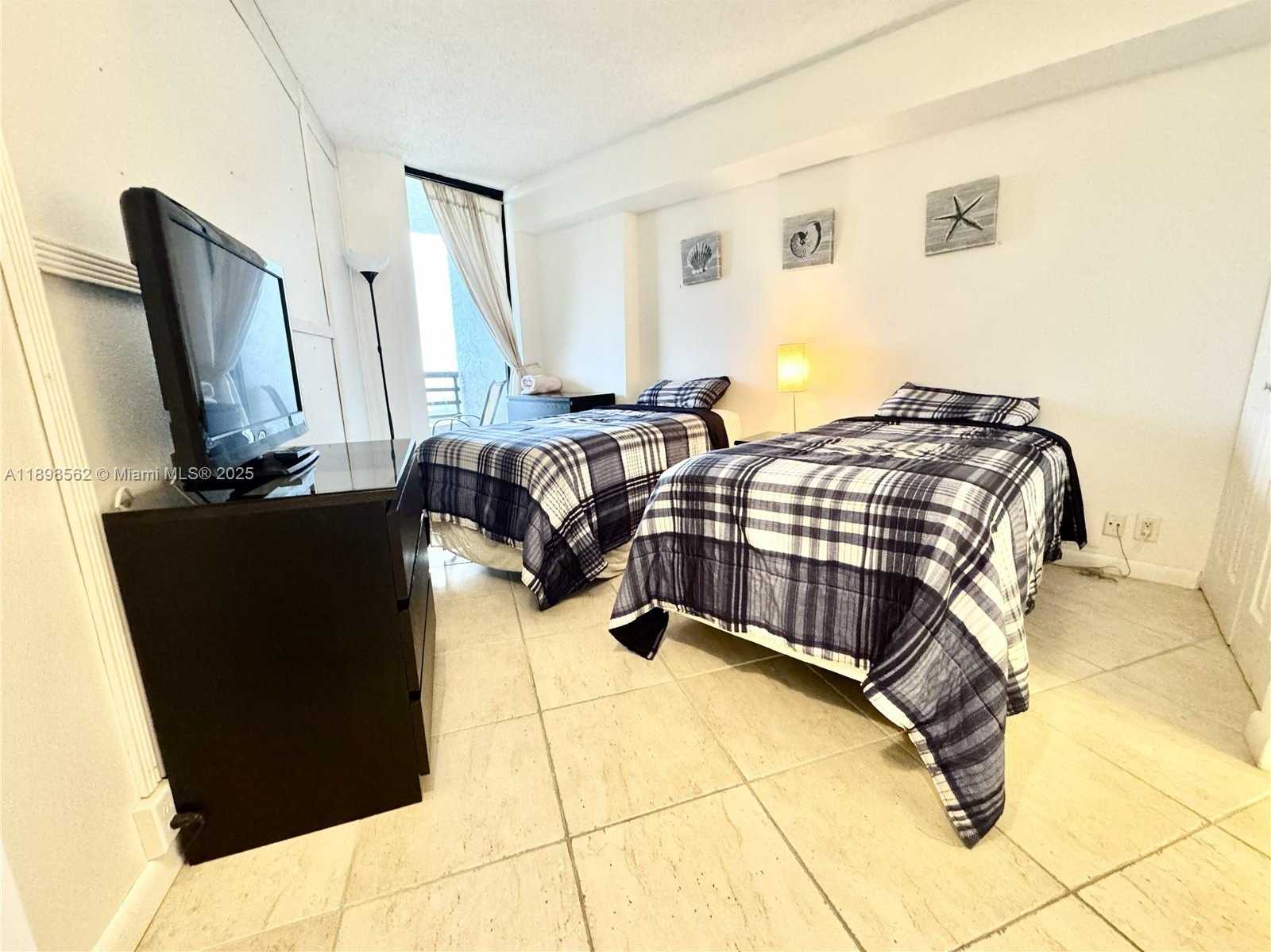 Small Image of 3300 NORTH EAST 191ST ST #1503, Aventura Number 12