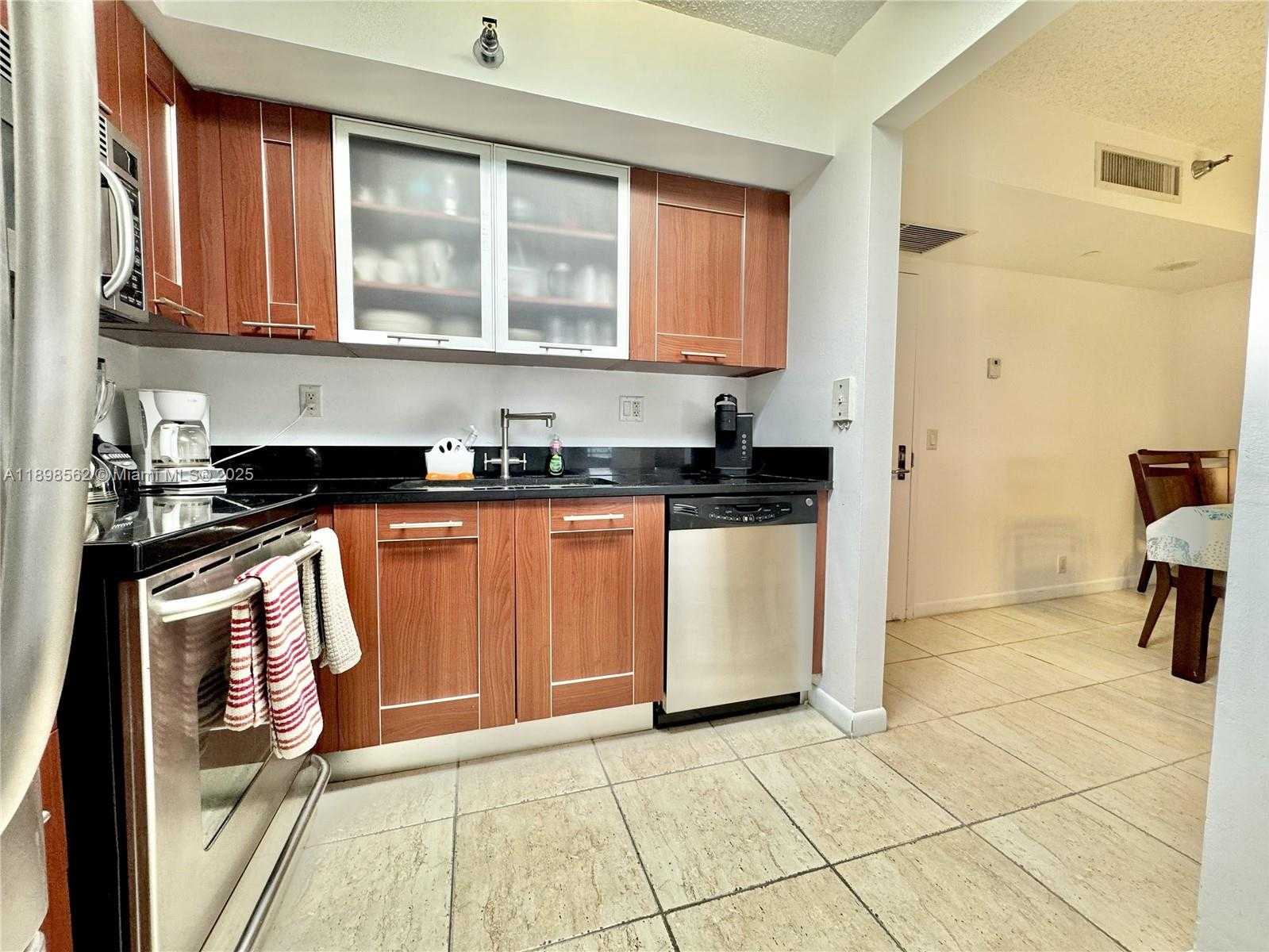 Small Image of 3300 NORTH EAST 191ST ST #1503, Aventura Number 6