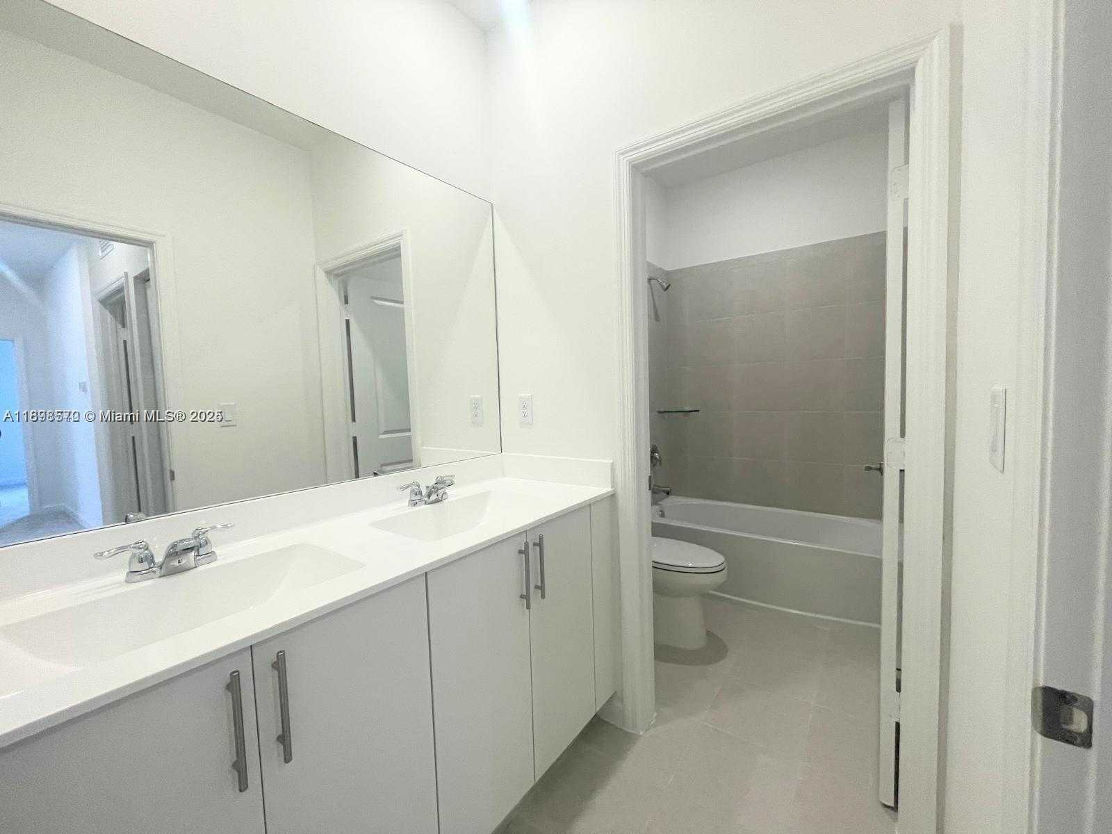 Small Image of 2647 SOUTH EAST 8 CT, Homestead Number 13