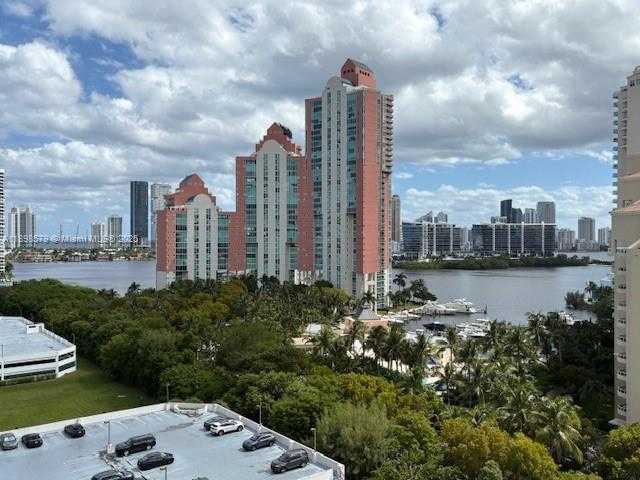 Small Image of 3300 NORTH EAST 191ST ST #1518, Aventura Number 4
