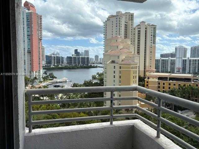 Small Image of 3300 NORTH EAST 191ST ST #1518, Aventura Number 5