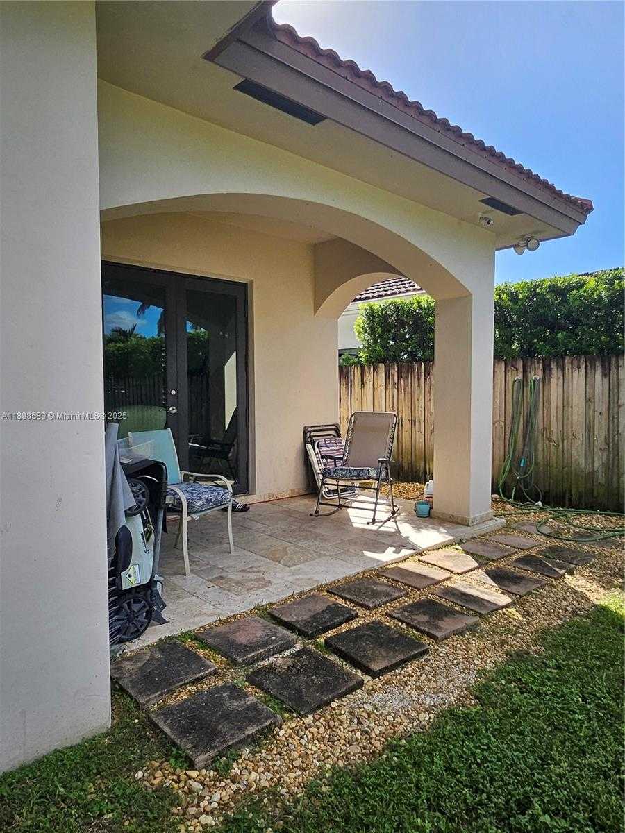 Small Image of 2030 SOUTH WEST 60TH AVE, Miami Number 33