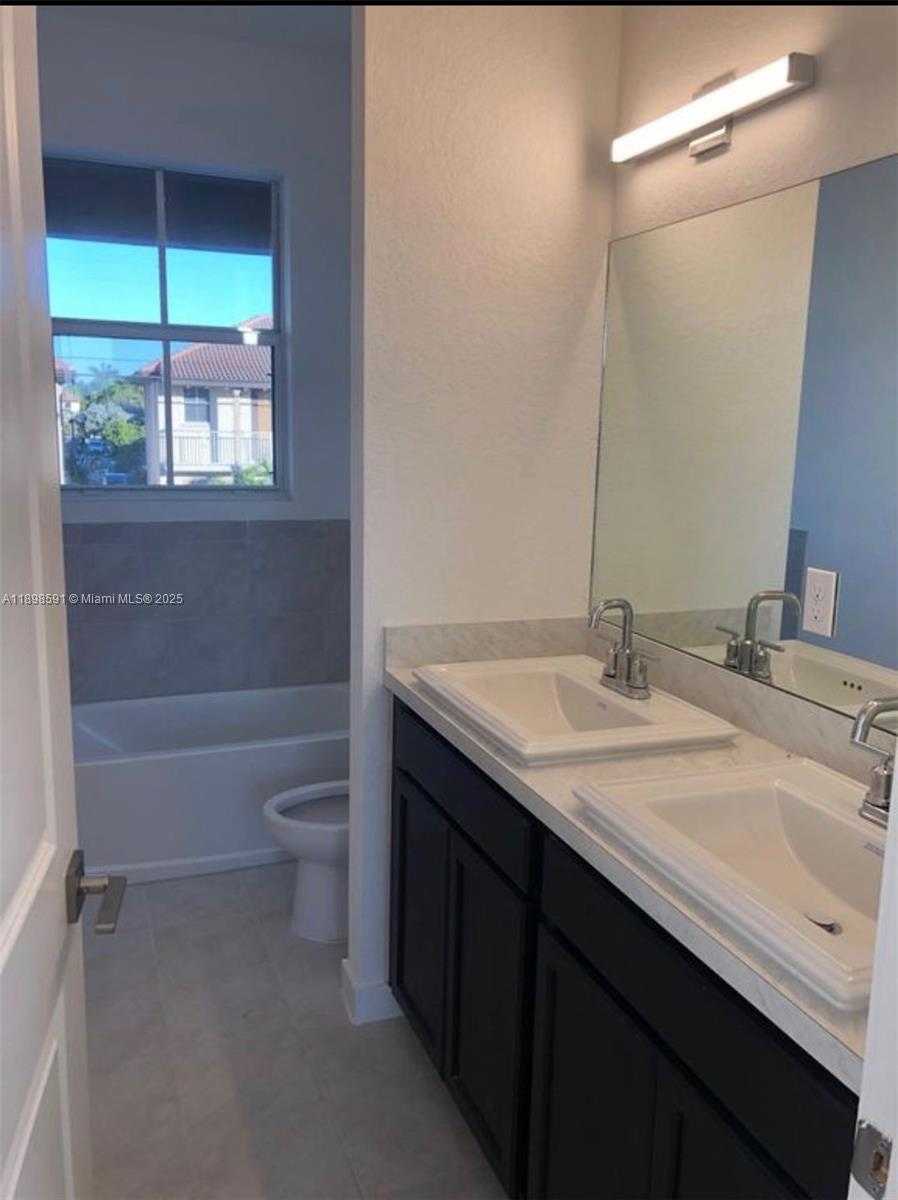 Small Image of 24340 SOUTH WEST 117TH AVE #None, Homestead Number 9