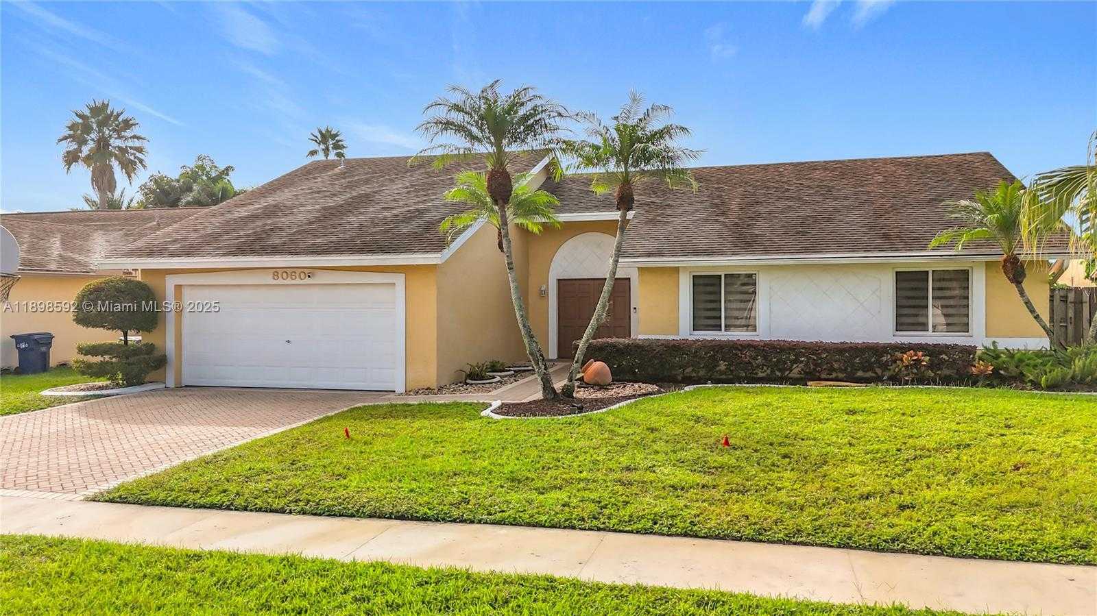 Small Image of 8060 NORTH WEST 51ST CT, Lauderhill Number 3