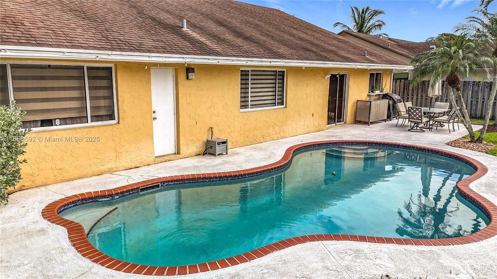 Small Image of 8060 NORTH WEST 51ST CT, Lauderhill Number 40