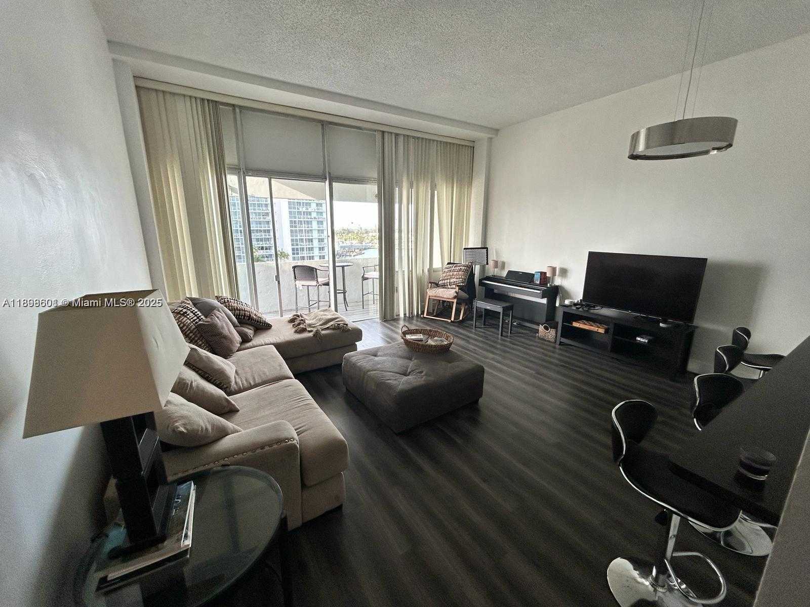 Small Image of 7545 EAST TREASURE DR #10E, North Bay Village Number 14