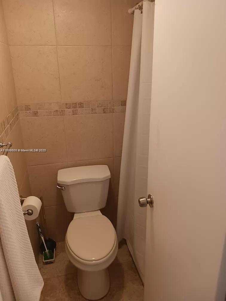 Small Image of 7545 EAST TREASURE DR #10E, North Bay Village Number 18