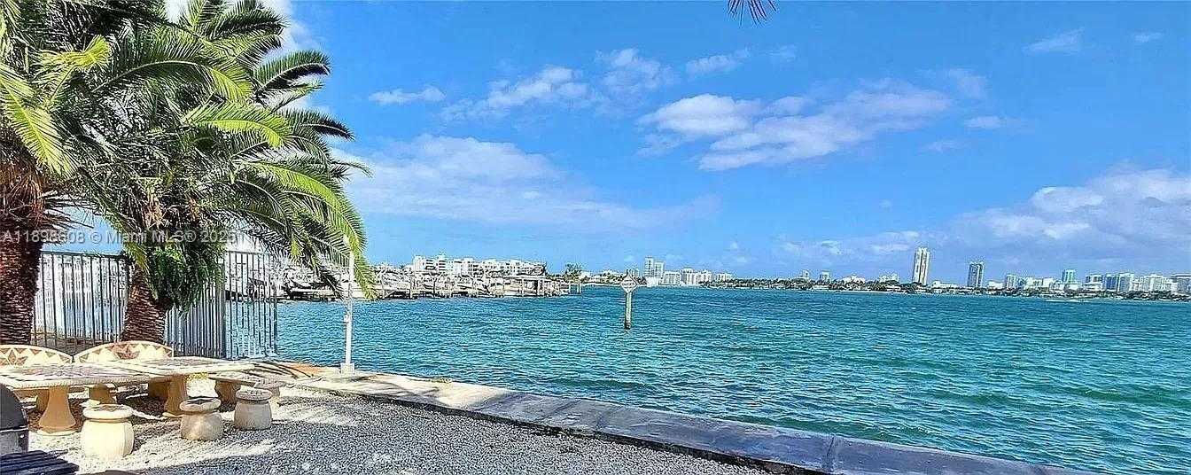 Small Image of 7545 EAST TREASURE DR #3B, North Bay Village Number 17