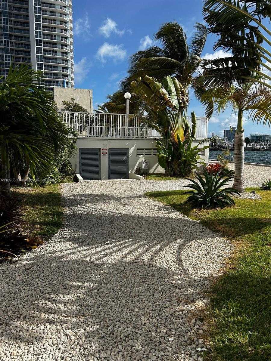 Small Image of 7545 EAST TREASURE DR #3B, North Bay Village Number 22