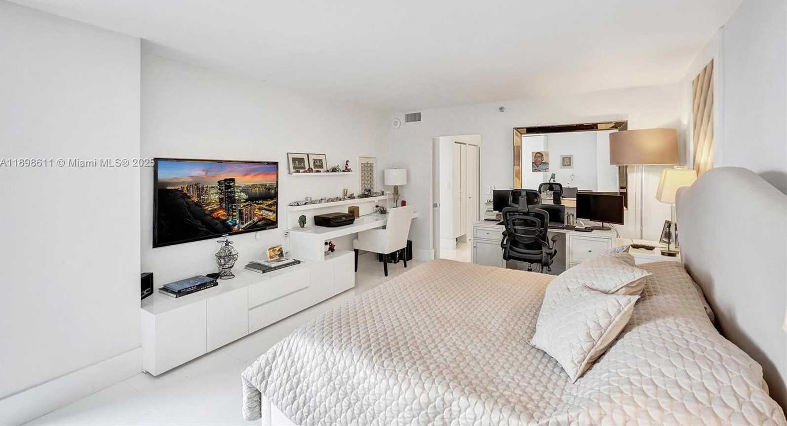 Small Image of 20355 NORTH EAST 34TH CT #1525, Aventura Number 17