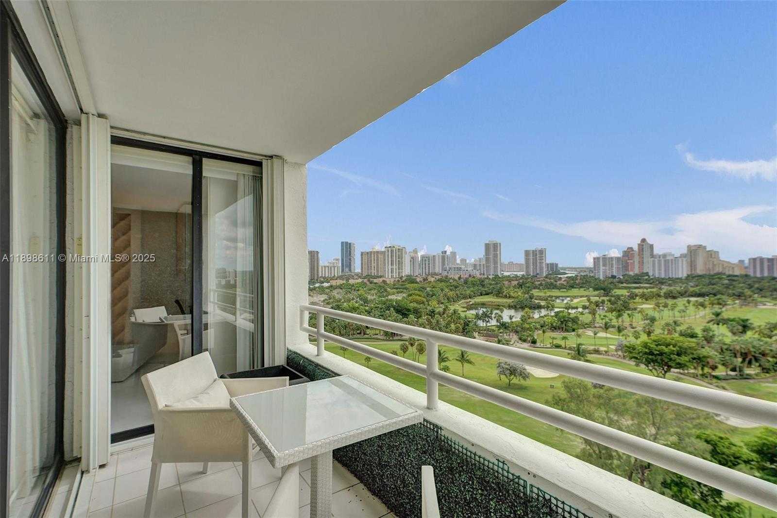 Small Image of 20355 NORTH EAST 34TH CT #1525, Aventura Number 29