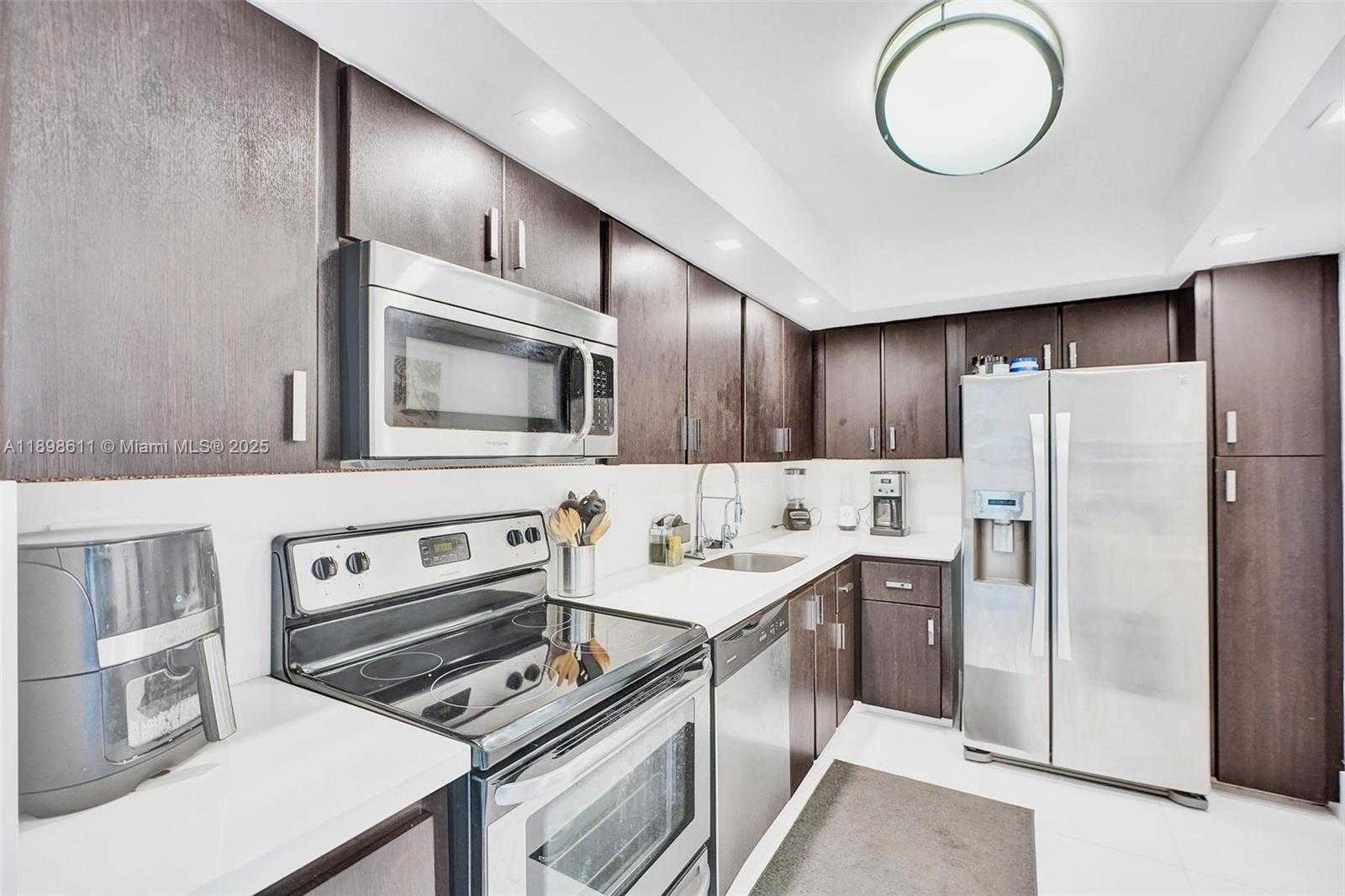 Small Image of 20355 NORTH EAST 34TH CT #1525, Aventura Number 3