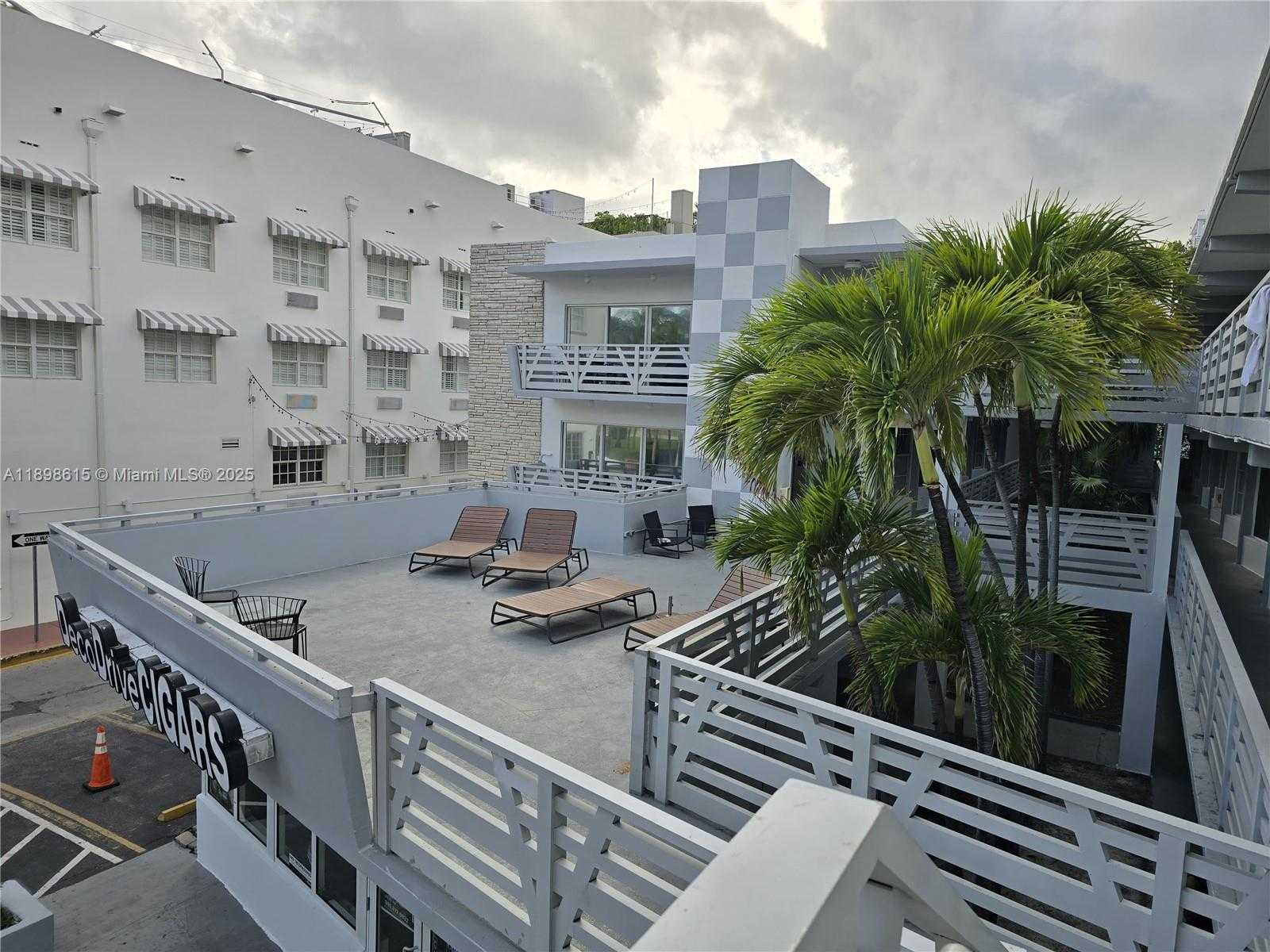 Small Image of Miami Beach Number 4