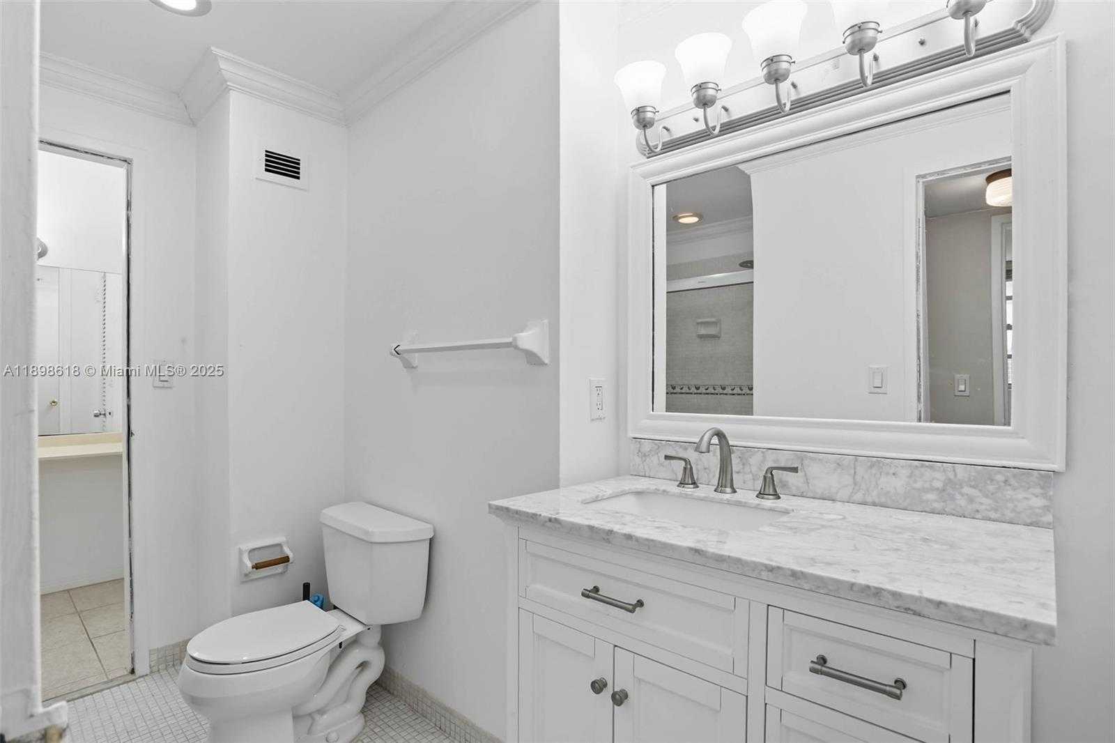 Small Image of 800 WEST AVE #506, Miami Beach Number 13