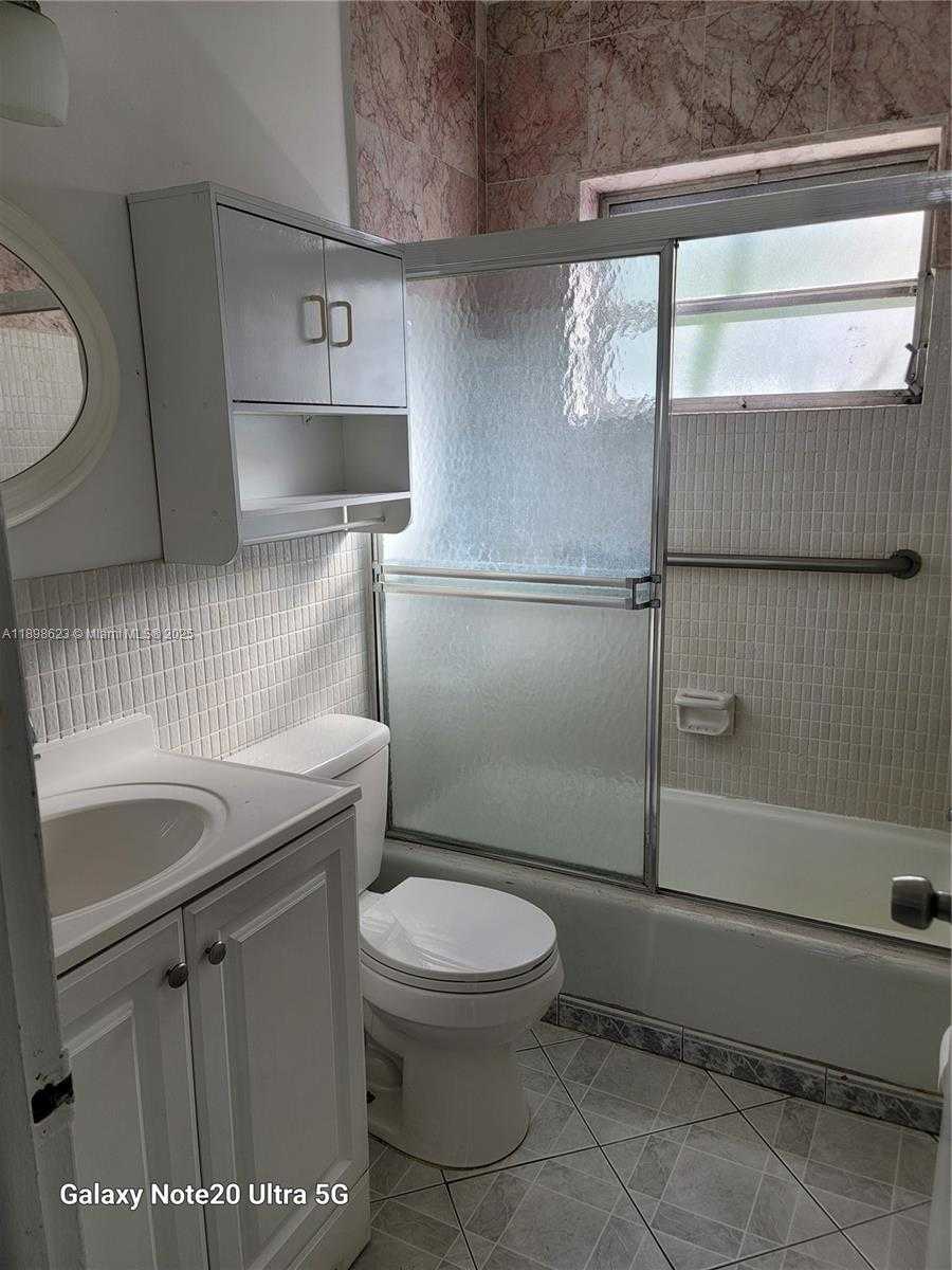 Small Image of 2219 POLK ST #5A, Hollywood Number 10