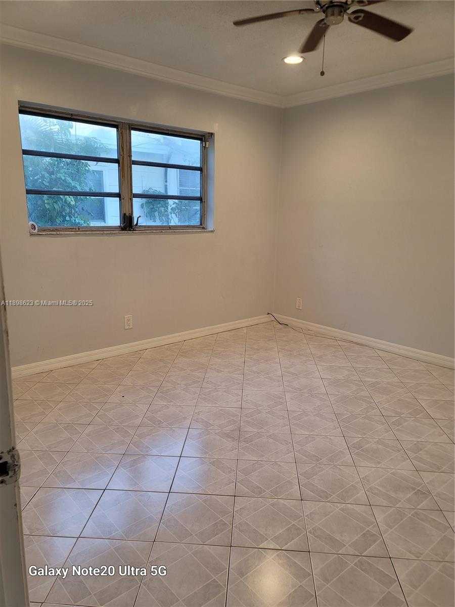 Small Image of 2219 POLK ST #5A, Hollywood Number 13