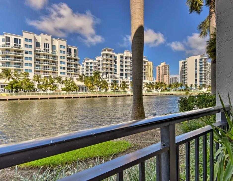 Small Image of 3135 NORTH EAST 184TH ST #2103, Aventura Number 22