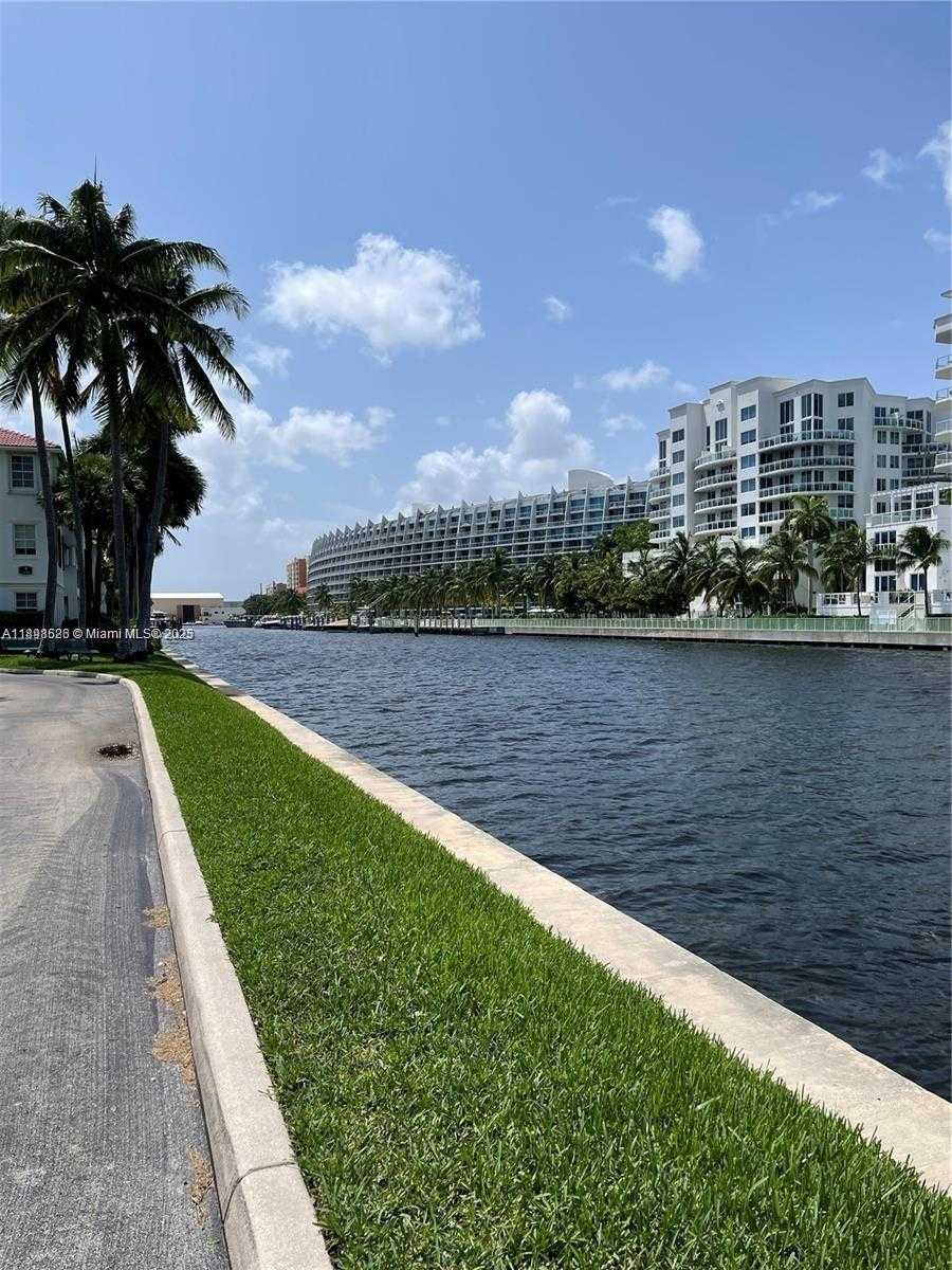 Small Image of 3135 NORTH EAST 184TH ST #2103, Aventura Number 23