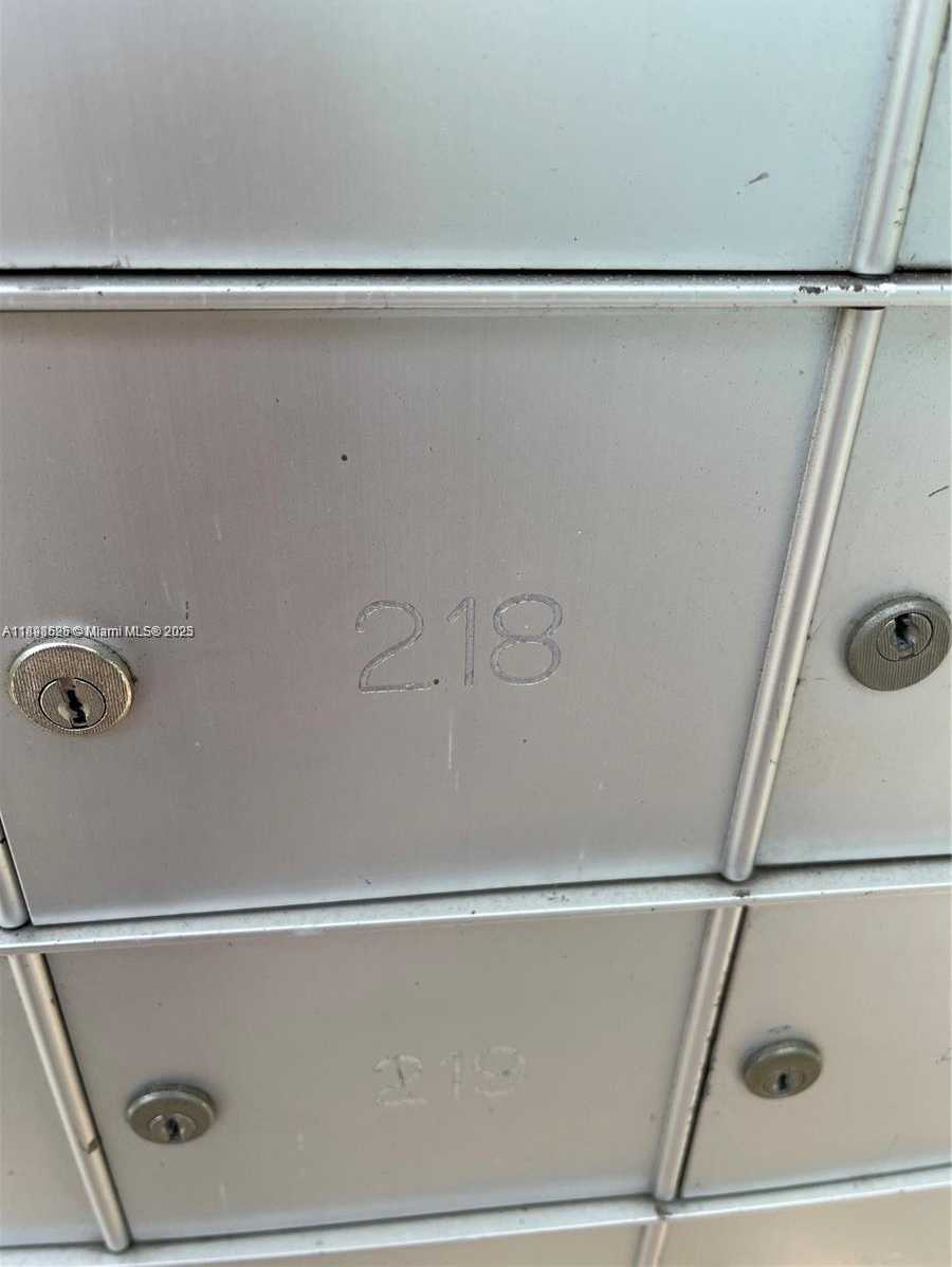 Small Image of 3135 NORTH EAST 184TH ST #2103, Aventura Number 31