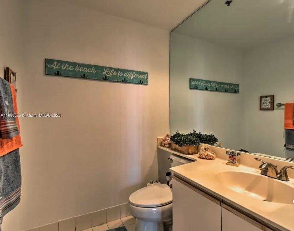 Small Image of 3135 NORTH EAST 184TH ST #2103, Aventura Number 6