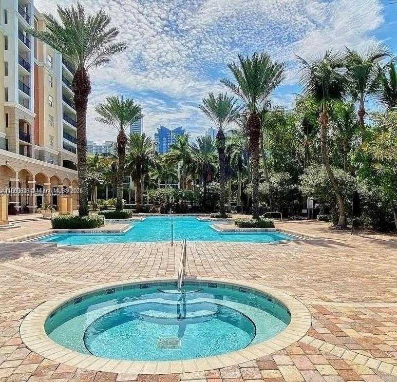 Small Image of 17125 NORTH BAY RD #3203, Sunny Isles Beach Number 30