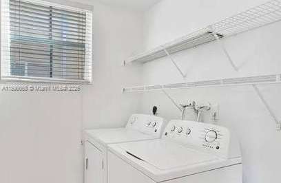 Small Image of 1042 SUNFLOWER CIR #1042, Weston Number 10