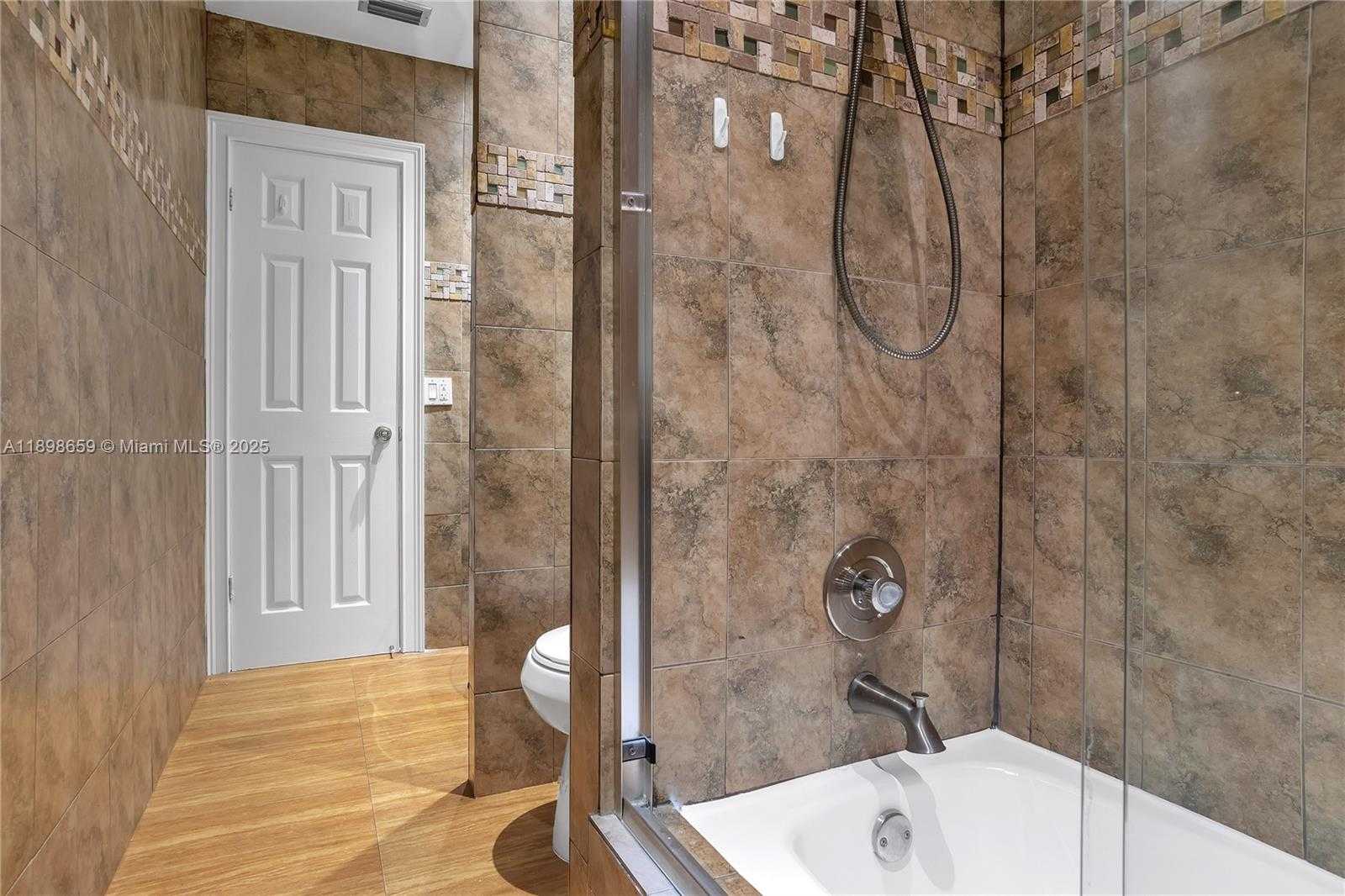 Small Image of 17320 SOUTH WEST 89TH AVE, Palmetto Bay Number 14