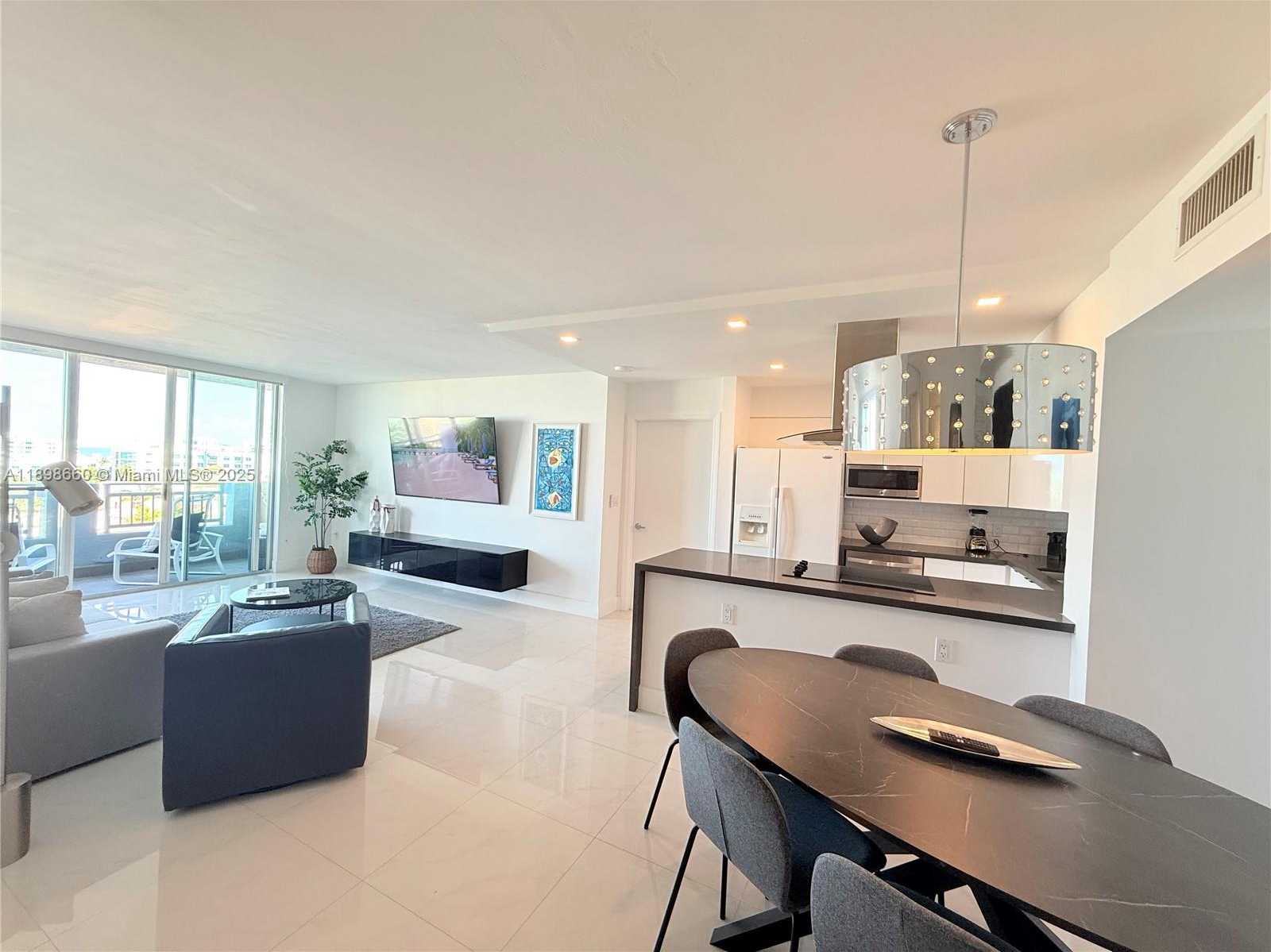 Small Image of 90 ALTON RD #909, Miami Beach Number 19