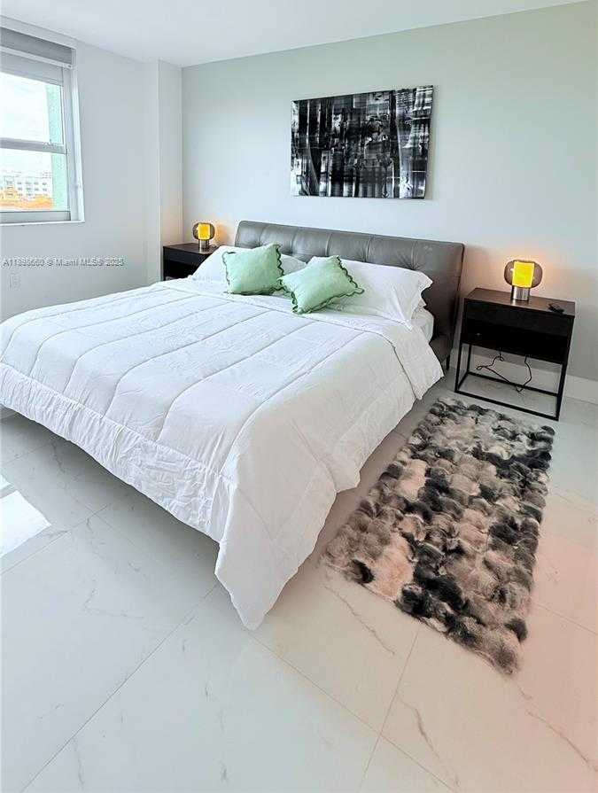 Small Image of 90 ALTON RD #909, Miami Beach Number 6