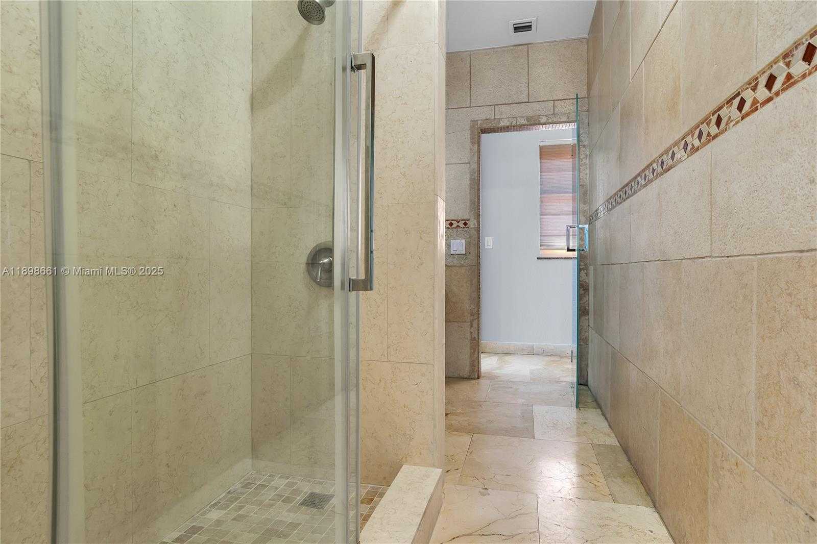 Small Image of 9261 SOUTH WEST 174TH ST, Palmetto Bay Number 13